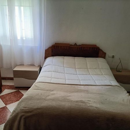 Amplio Apartamento Exterior 그라나다 외부 사진